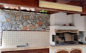 Iro'S House